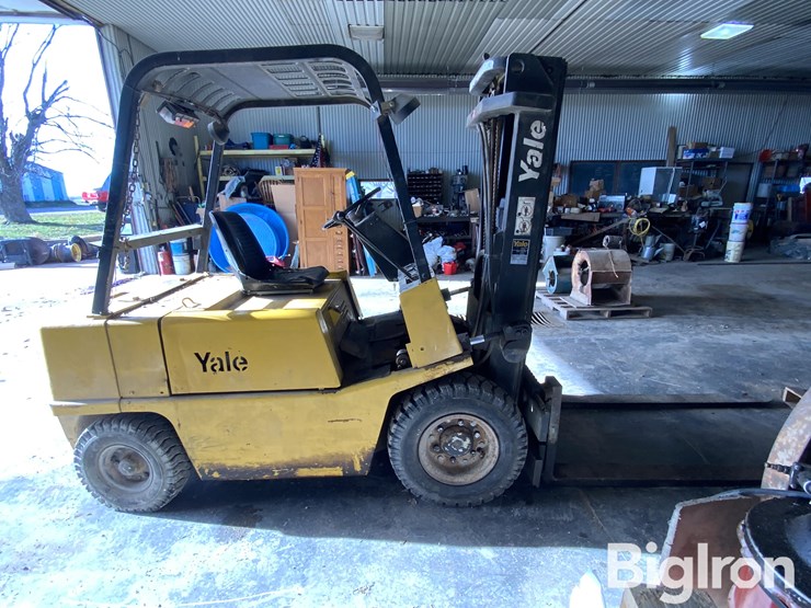 yale-forklift-image-4