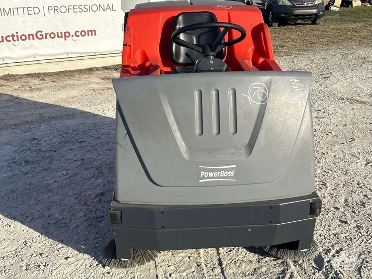 powerboss-admiral-plus-38c-ride-on-floor-scrubber/sweeper-image-15