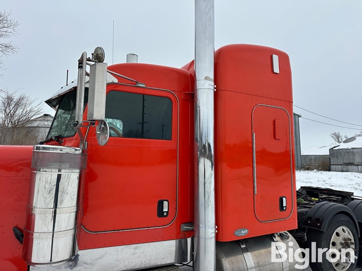 2005-peterbilt-379-image-10