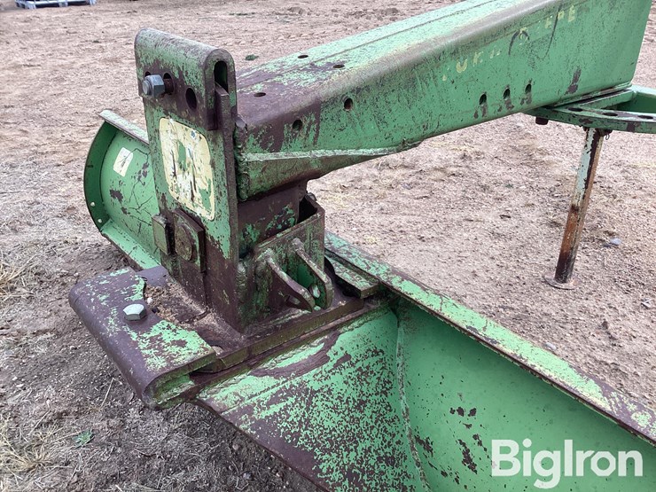 john-deere-8-image-19