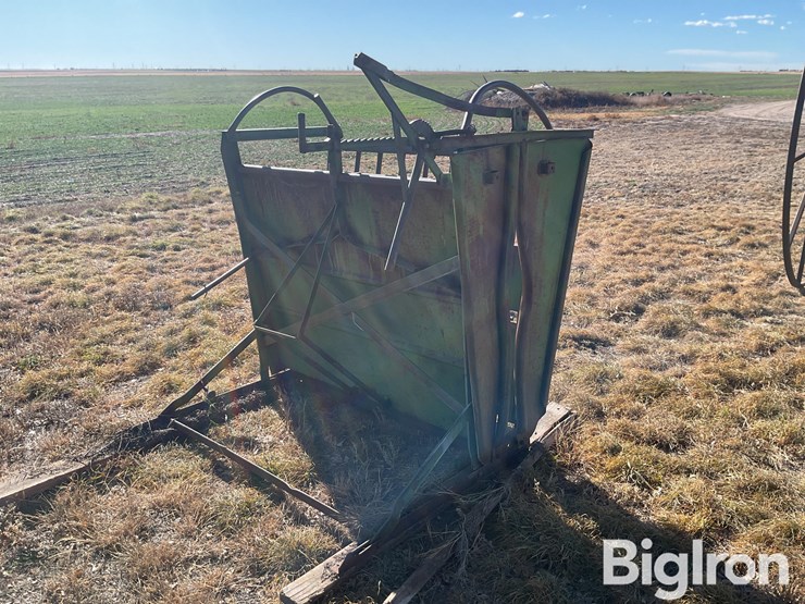 powder-river-calf-cradle-image-3