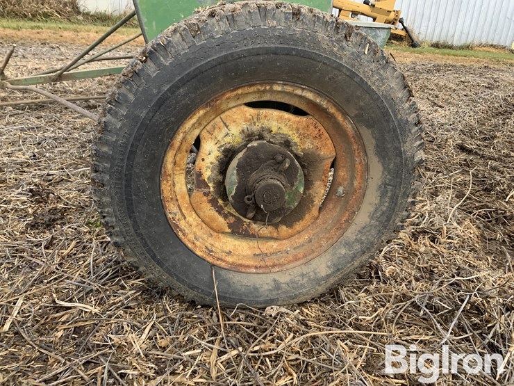 john-deere-12-image-15