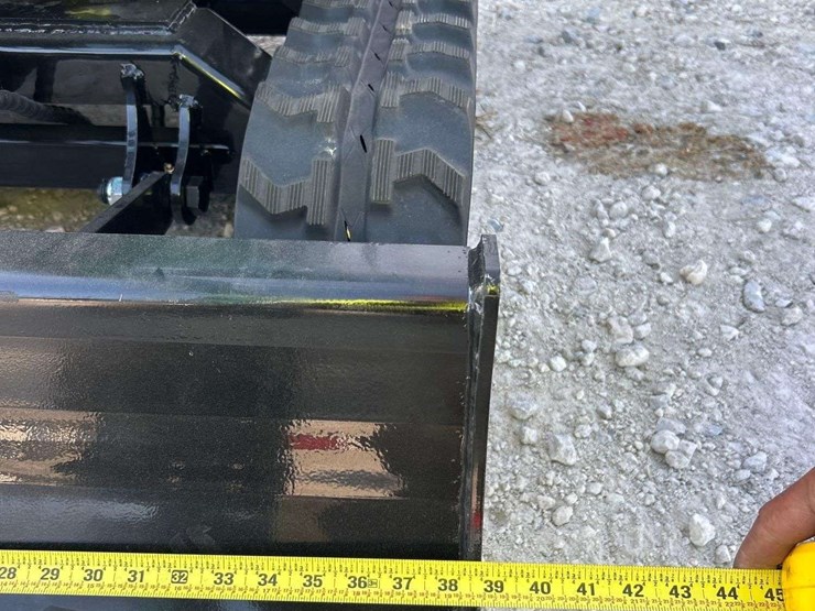 unused-2025-cfg-industrial-qh12r-mini-excavator-image-13