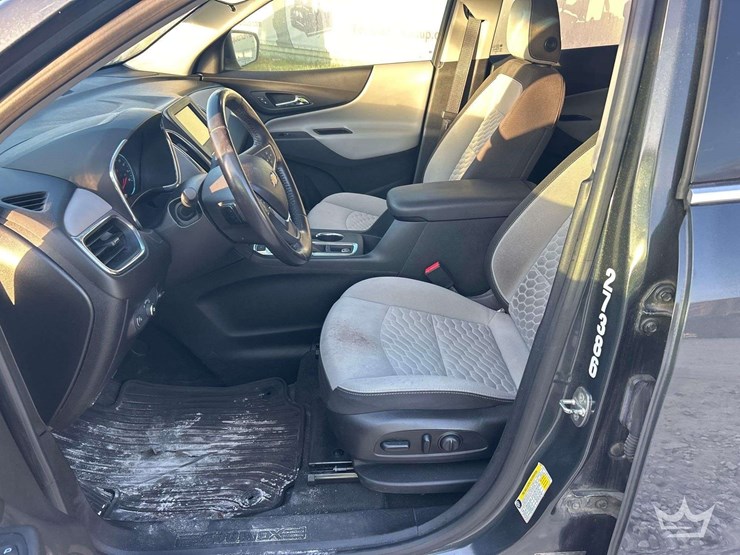 2019-chevrolet-equinox-image-14