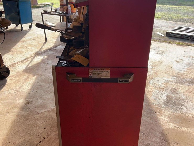 snap-on-toolbox-with-tools-image-4