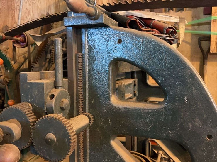 whitcomb-metal-planner-image-16