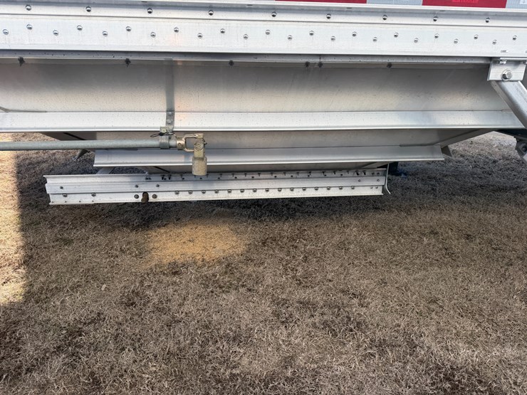 wilson-hopper-bottom-image-35