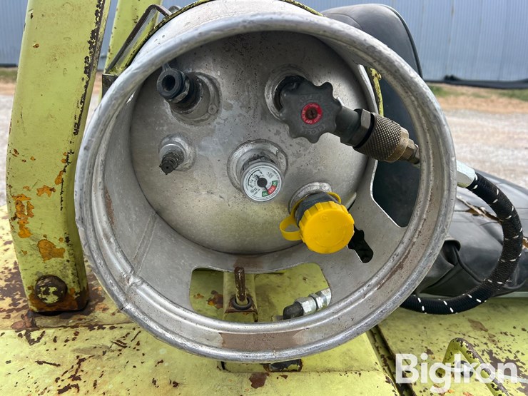 white-ma50-warehouse-forklift-image-9