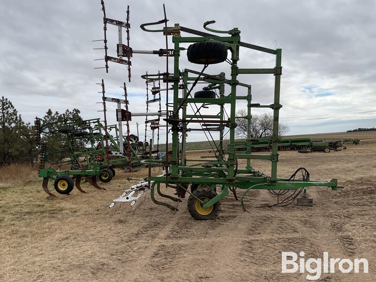 john-deere-rod-weeder-image-4