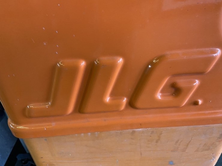 2005-jlg-20dvl-image-9