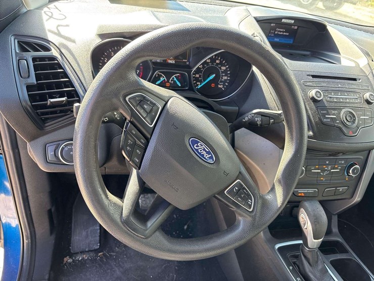 2017-ford-escape-image-13