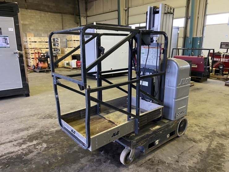 2007-jlg-20mvl-image-10