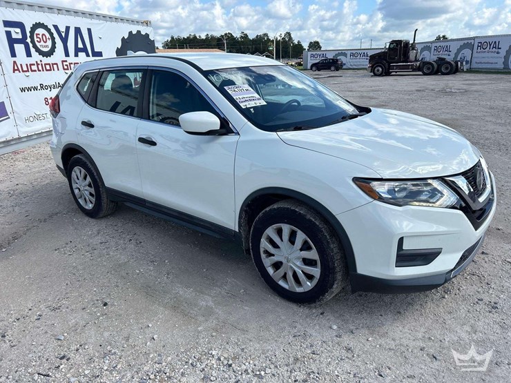 2020-nissan-rogue-image-2