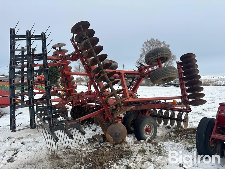 case-ih-3950-image-6