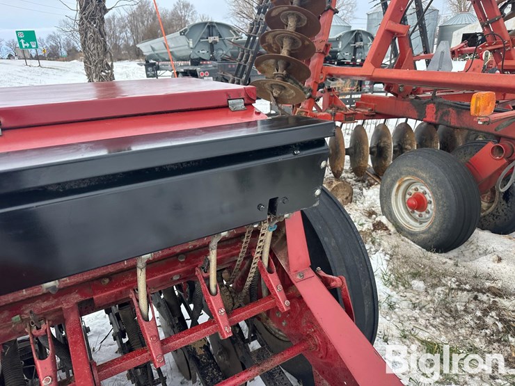 case-ih-5100-image-17