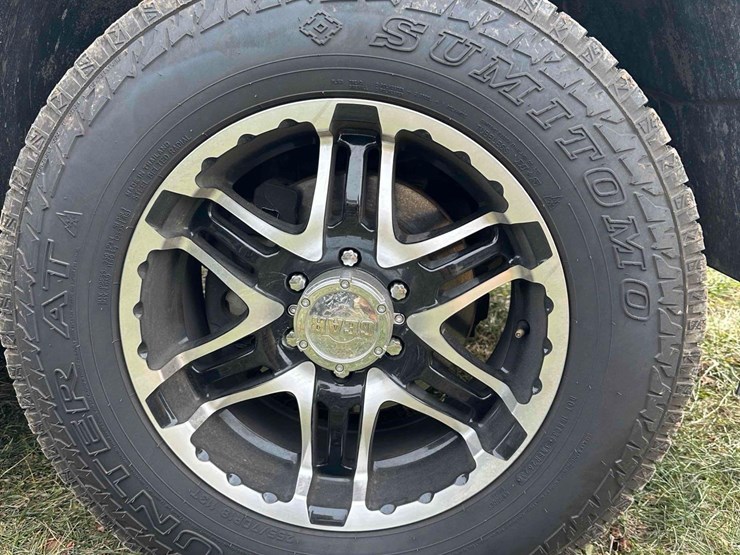 2012-chevrolet-silverado-pick-up-image-5