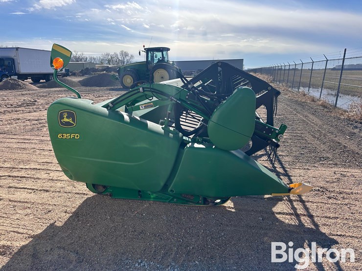 john-deere-635fd-image-4