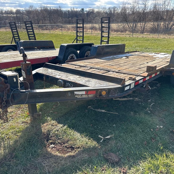 2007 Tow Master Tilt Deck Trailer