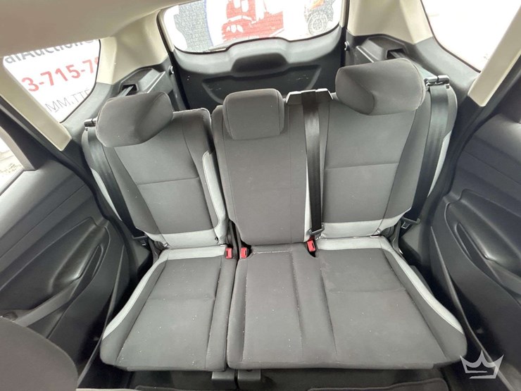 2015-ford-escape-image-19