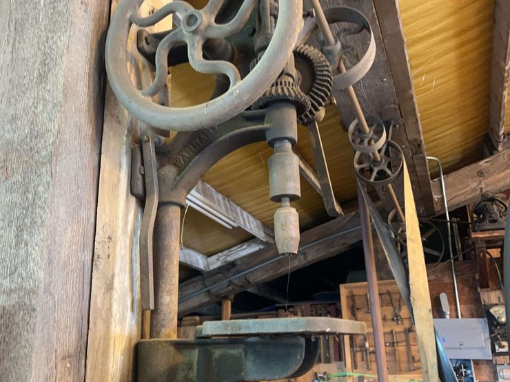 drill-presses,-wheel-stretcher,-grinder-image-6