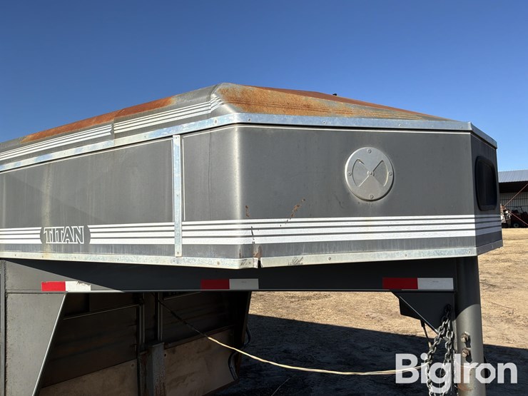 1998-titan-trailer-image-15