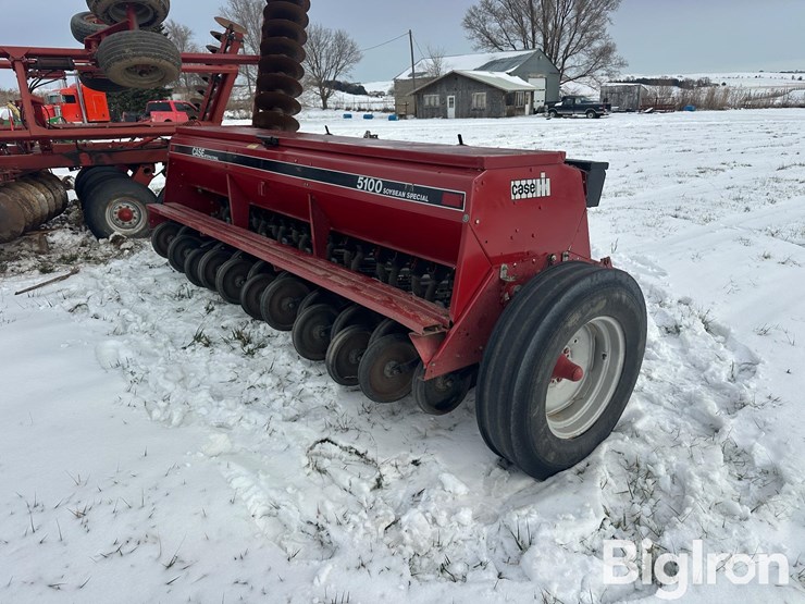 case-ih-5100-image-5