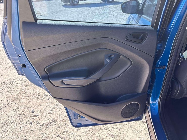 2017-ford-escape-image-22