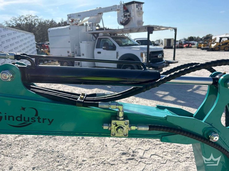 unused-2025-cfg-industrial-qk16r-mini-excavator-image-12