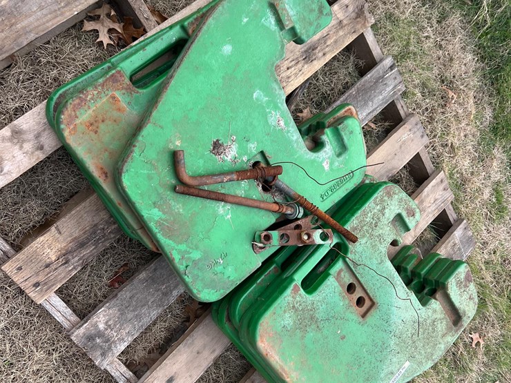 john-deere-suitcase-weights-image-5