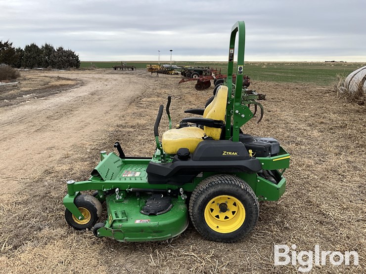 2021-john-deere-z735m-image-8