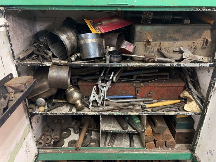 tool-cabinets-with-contents-and-arc-welder-image-14