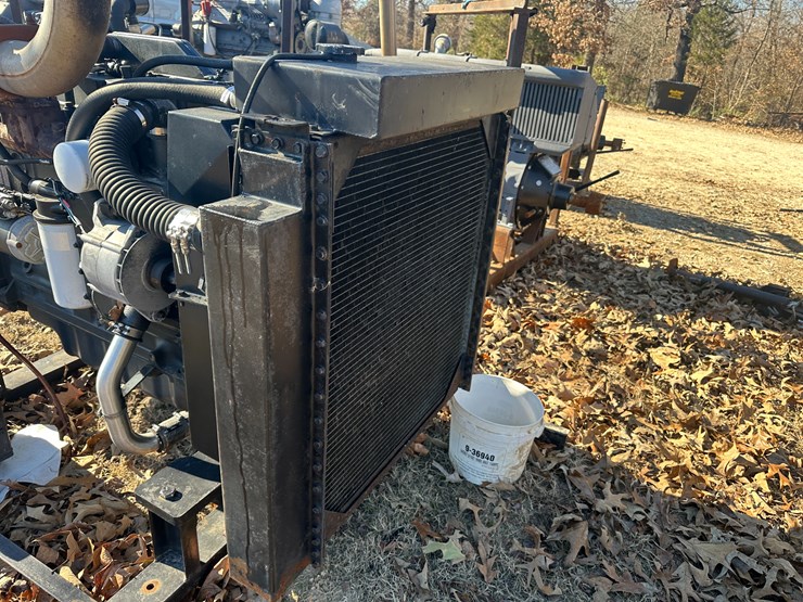 #32907-•-case-6ta830-6-cyl-power-unit-image-6