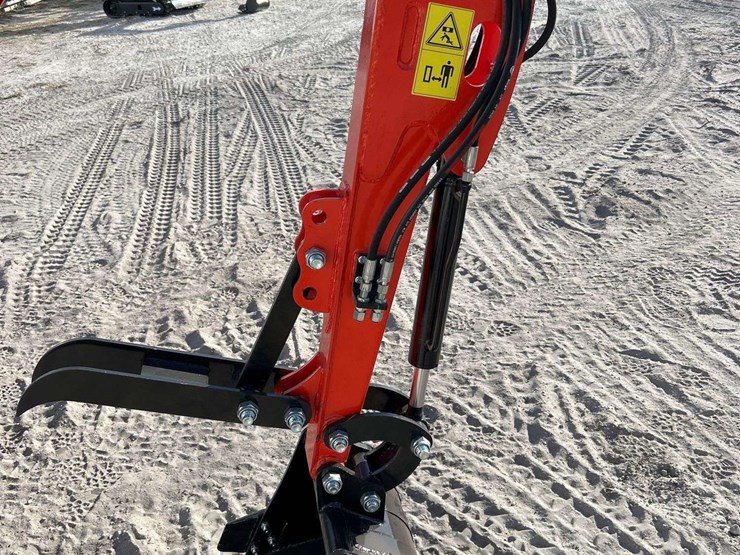 2025-cfg-industrial-nt20-cz-mini-excavator-image-12