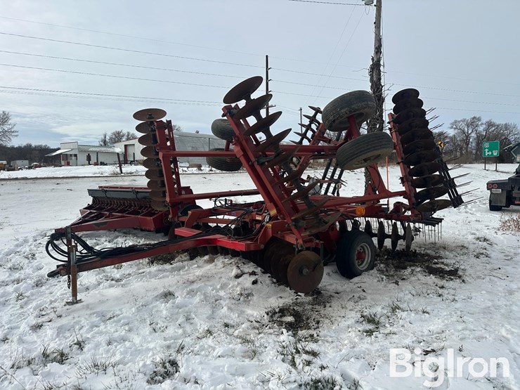 case-ih-3950-image-1