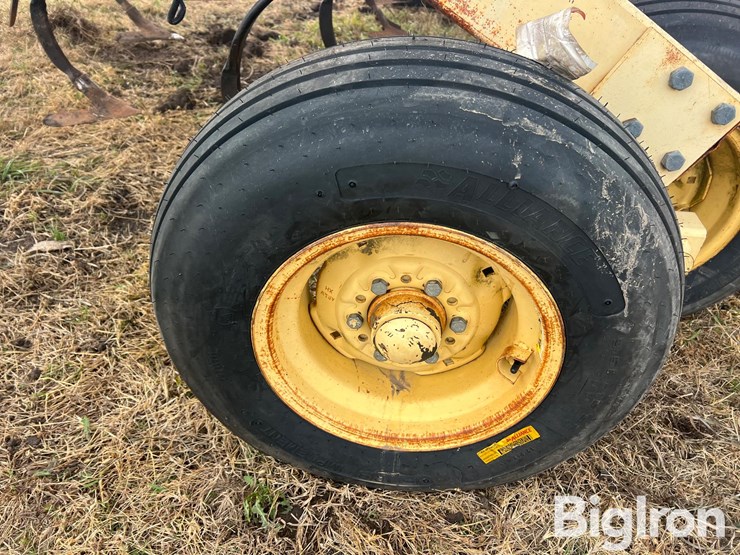 krause-4240-field-cultivator-image-18