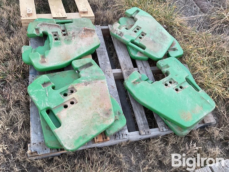 john-deere-suitcase-weights-&-bracket-image-12