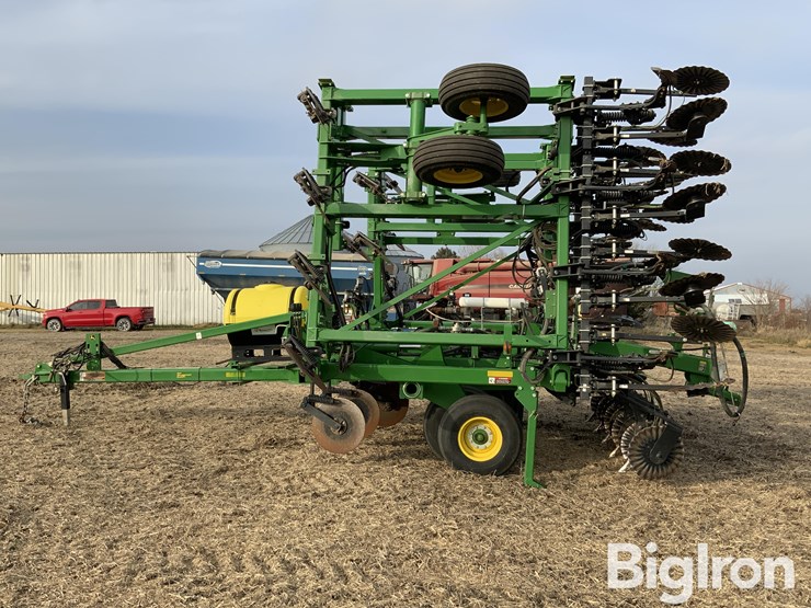 2013-john-deere-2510c-image-12