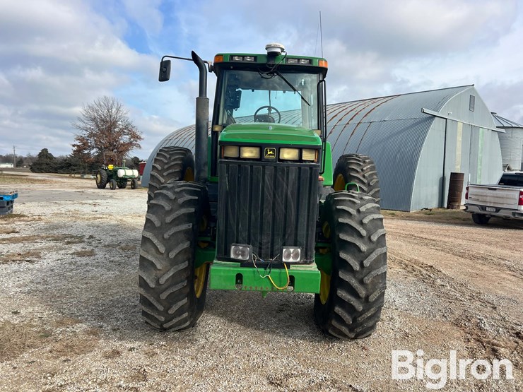 john-deere-8300-image-2