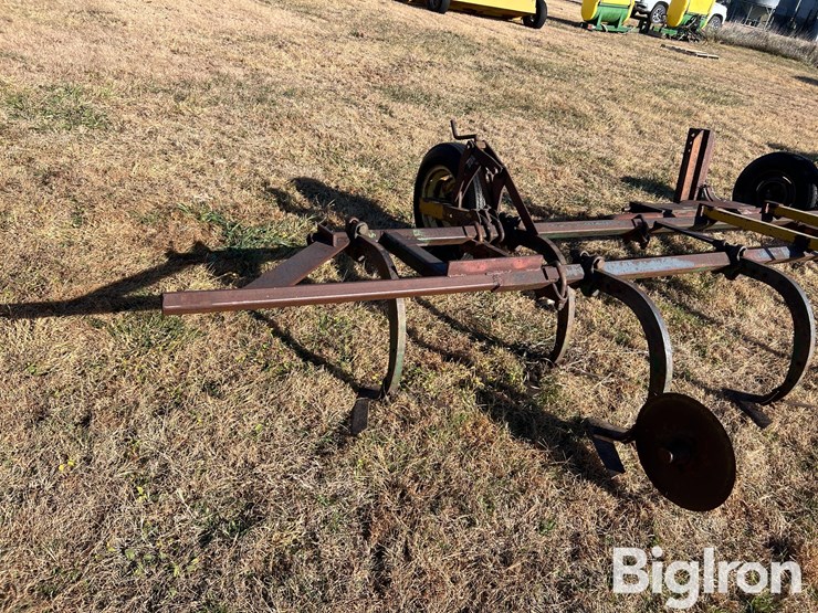 3-pt-mount-sweep-plow-image-17