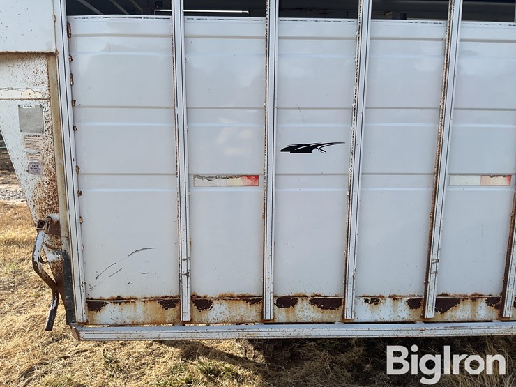 1999-titan-trailer-image-14