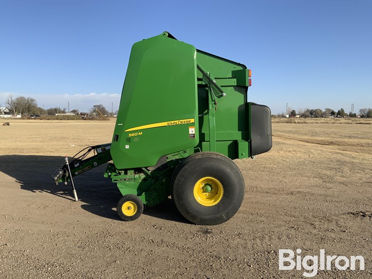 john-deere-560m-image-8