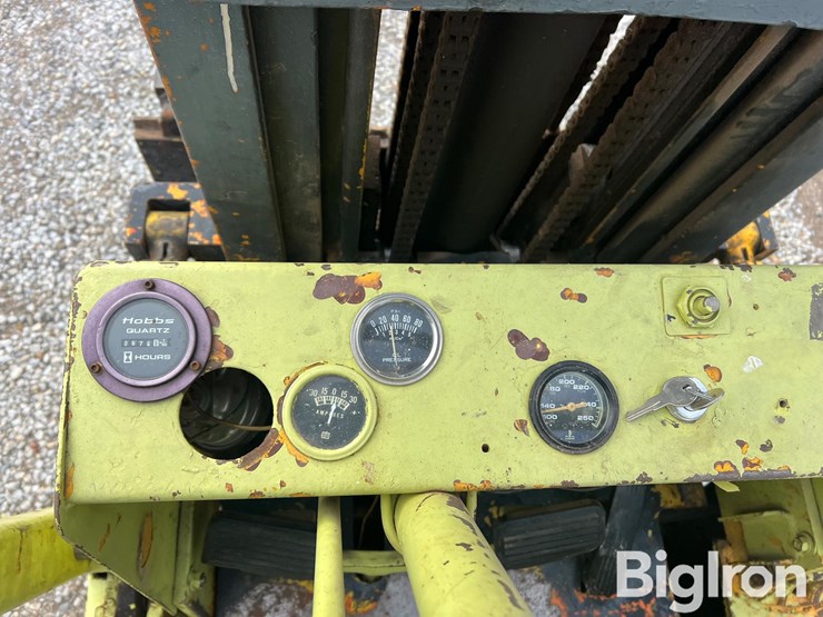 white-ma50-warehouse-forklift-image-18