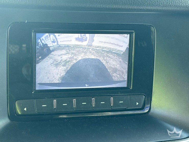 2016-chevrolet-tahoe-image-17