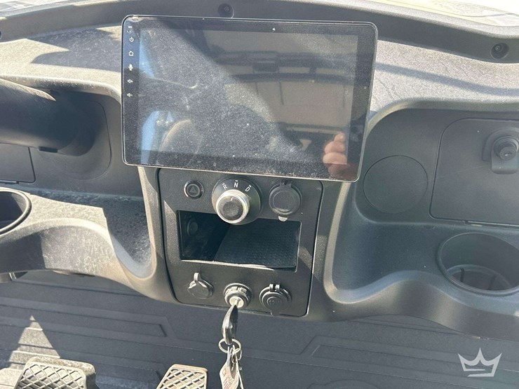 2024-bintelli-activev-pulse-electric-cart-image-6