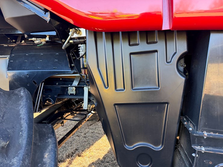 case-ih-8250-image-37