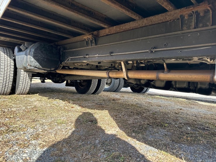 2012-frieghtliner-3500-box-truck-image-6