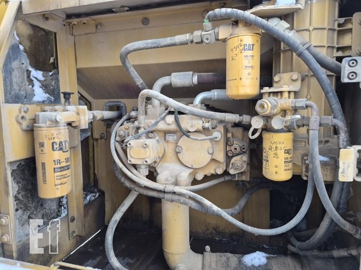 caterpillar-322c-image-9