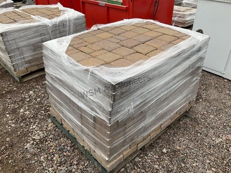 pallet-of-stone-pavers-image-2