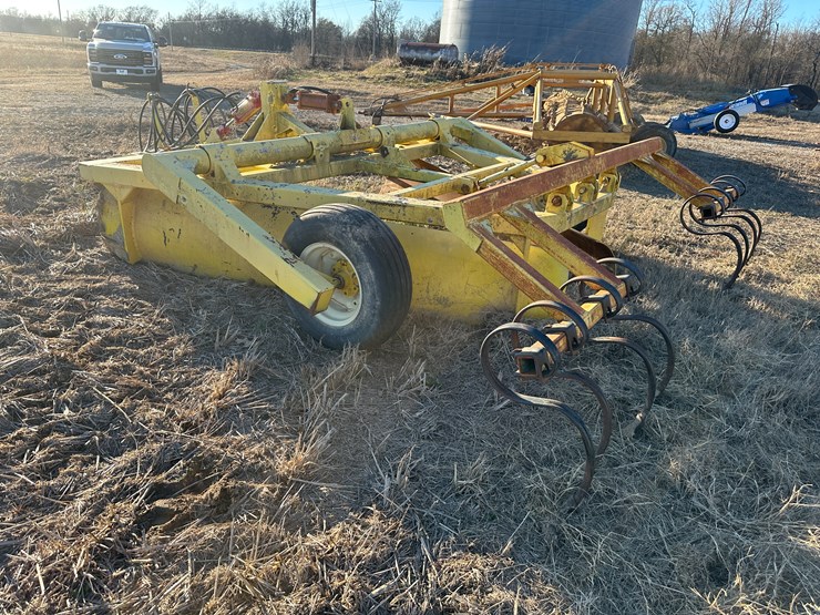 #35594-•-10'-levee-squeeze-am164918-image-4