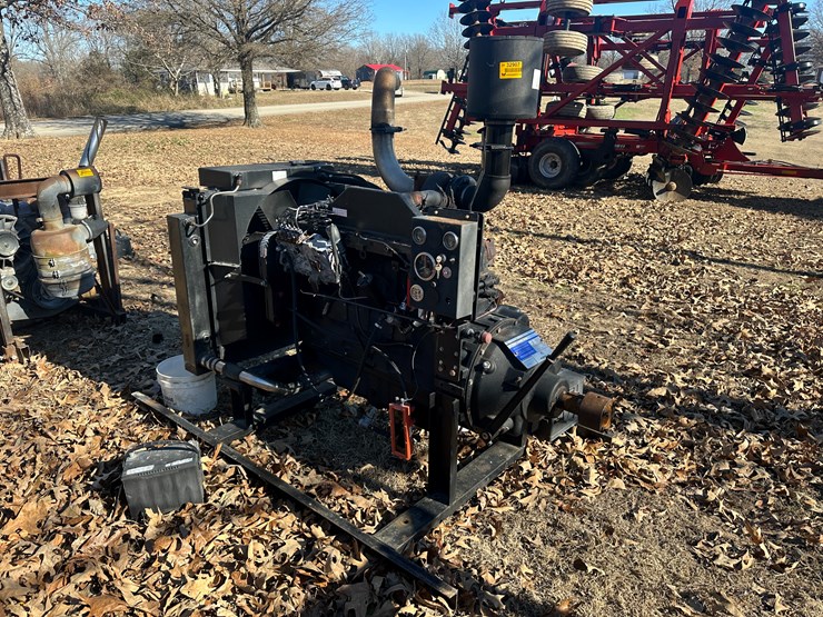 #32907-•-case-6ta830-6-cyl-power-unit-image-4